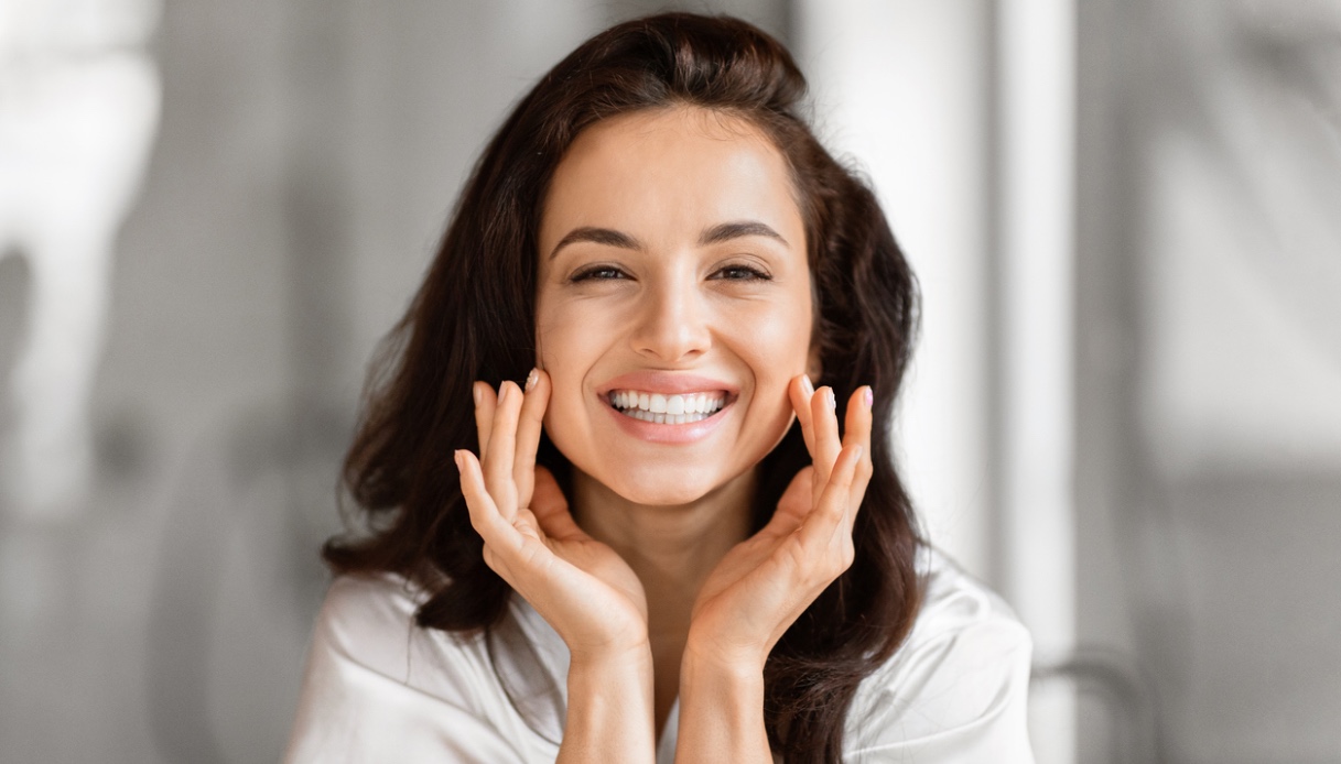 Agisce di notte e ti regala una pelle rinnovata. La crema effetto filler che ci ha conquistate Agisce di notte e ti regala una pelle rinnovata. La crema effetto filler che ci ha conquistate