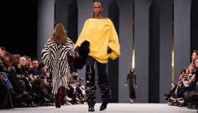 Knitwear obsession: 5 capi in maglia da avere nel guardaroba per l’autunno-inverno 2025/2026