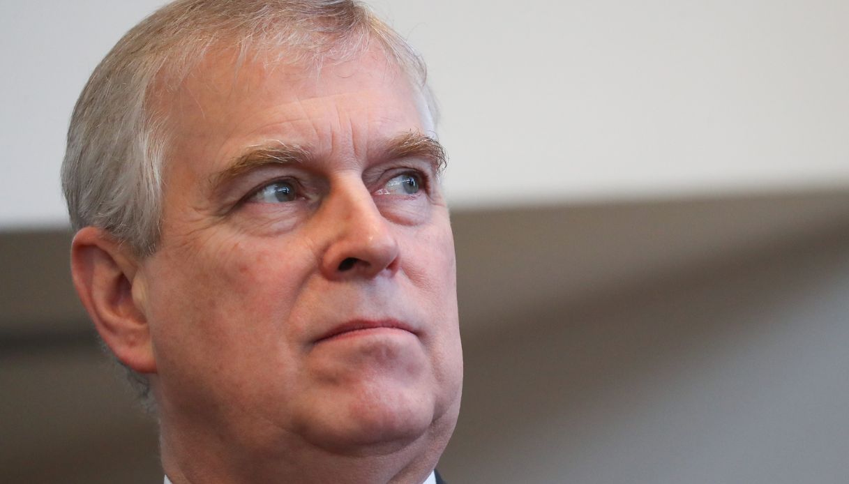 epstein voleva uccidere sarah ferguson e il principe andrea le rivelazioni sul sicario e la paura di fergie