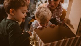 Gioca d’anticipo (e risparmiando). 15 regali di Natale, in offerta col Black Friday, che sorprenderanno tutti