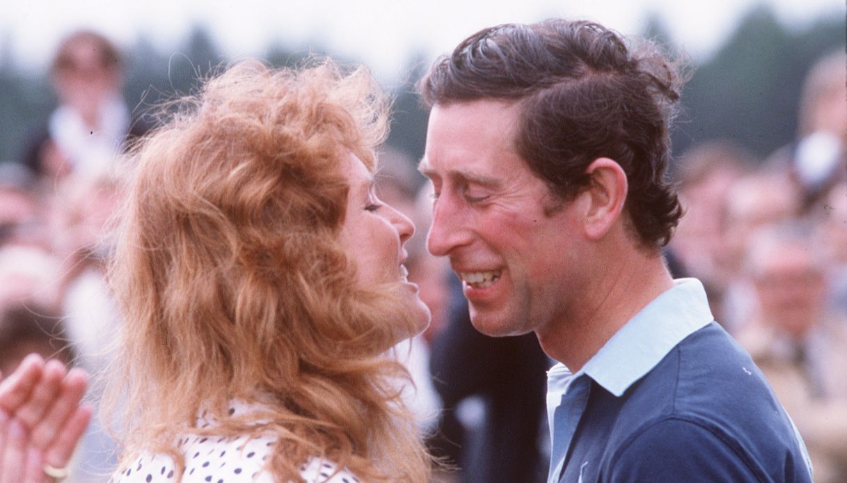 Re Carlo, Sarah Ferguson pronta a svelare “il suo sporco segreto”