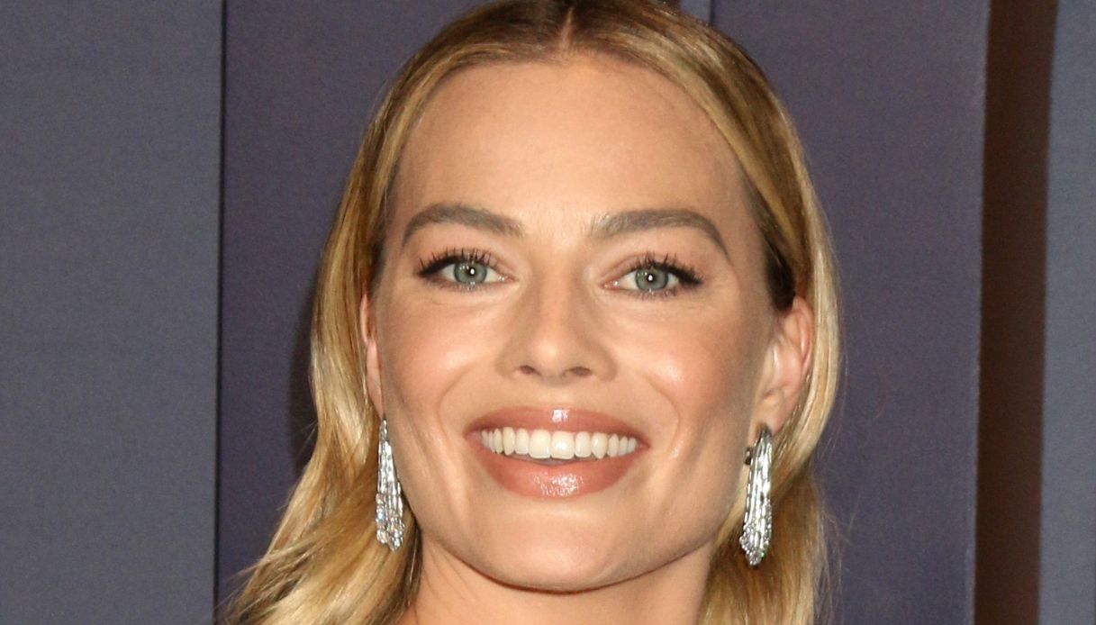 Come schiarire i capelli a casa, il bestseller da acquistare subito per una chioma da sogno Come schiarire i capelli a casa, il bestseller da acquistare subito per una chioma da sogno