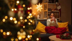 Chiudi gli occhi e respira: questo è il profumo di Natale che accende la magia a casa tua. Ed è già best seller