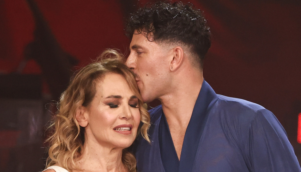 ballando con le stelle barbara d8217urso parla della lettera segreta del grande amore di suo padre da Dilei.it ballando con le stelle barbara d8217urso parla della lettera segreta del grande amore di suo padre