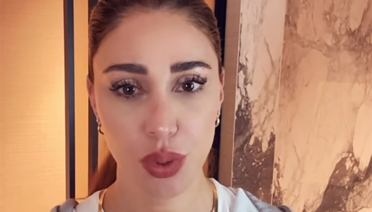 Belen non sta bene: aiutare senza giudicare. Proviamoci per una volta