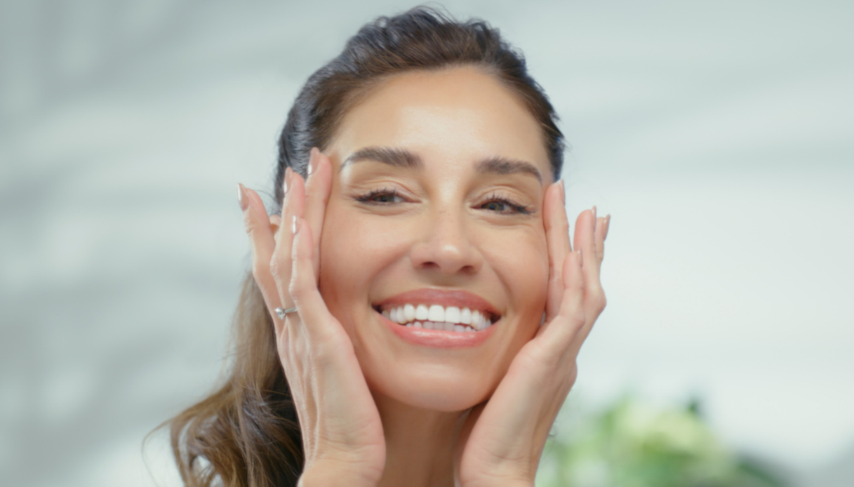 Collagene da bere, l’alleato della pelle già dopo i 25 anni