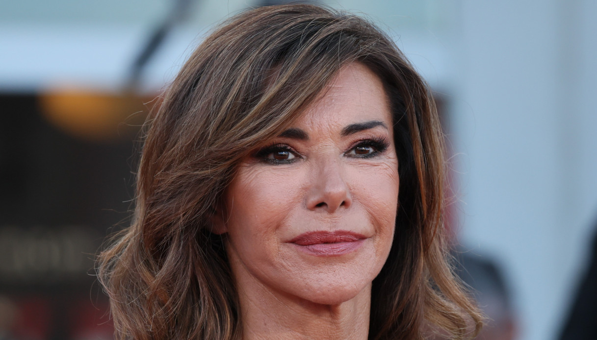 Emanuela Folliero, la corsa in ospedale per un’allergia: “Ho temuto di morire” Emanuela Folliero, la corsa in ospedale per un’allergia: “Ho temuto di morire”