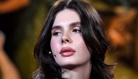 Evelina Sgarbi a Verissimo sul ritorno in TV del padre Vittorio: “Scandaloso”