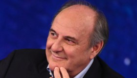 La Ruota della Fortuna si allunga, slitta la prima serata di Canale 5