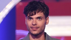 Grande Fratello, la festa di Halloween finisce male: dopo il caos scatta la censura