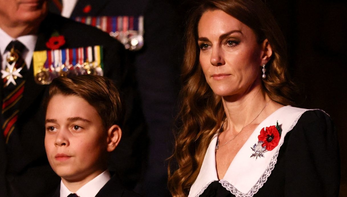 kate middleton il look sobrio al festival of remembrance per il debutto di george da Dilei.it kate middleton il look sobrio al festival of remembrance per il debutto di george