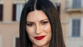 Lutto per Laura Pausini, lo zio Ettore muore in un incidente in bicicletta