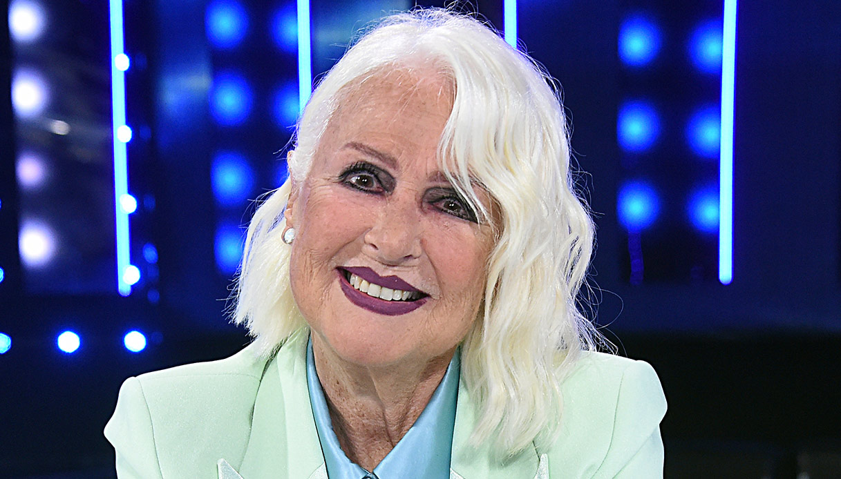 Loretta Goggi: “La parola cancro era un tabù 30 anni fa. Non la si poteva nemmeno pronunciare” Loretta Goggi: “La parola cancro era un tabù 30 anni fa. Non la si poteva nemmeno pronunciare”