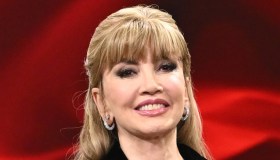 Ballando con le stelle, le pagelle del 22 novembre: Milly Carlucci si sdoppia e balla (8), l’omaggio a Ornella Vanoni (9,5)