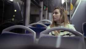 Ho paura di rientrare a casa da sola la sera. Perché accade e cosa possiamo fare