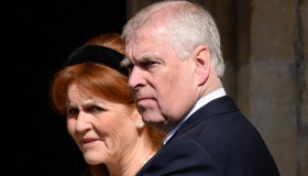 Re Carlo, l’appello di Sarah Ferguson: “Temo per la vita di Andrea”