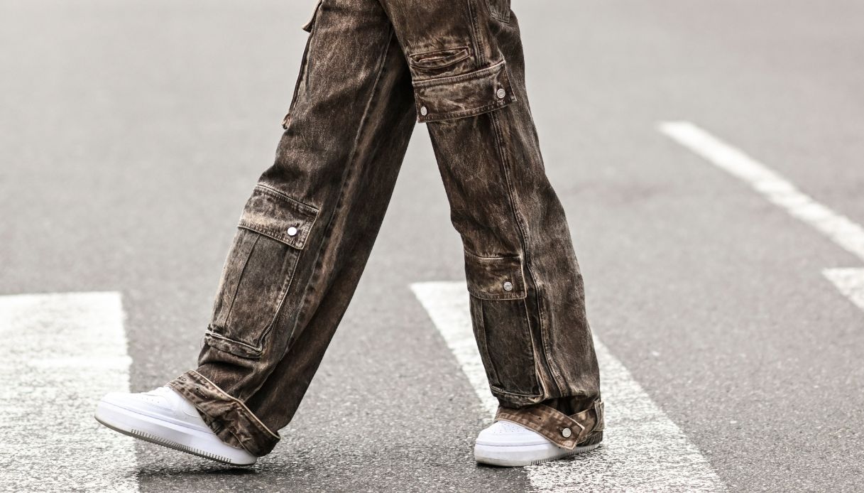 ispirate agli iconici anni 821780 queste sono le sneakers da citt224 da indossare da mattina a sera