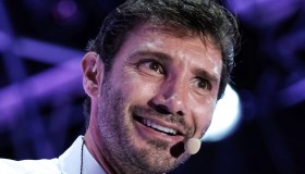 Stefano De Martino, il padre Enrico riceve il Premio Salerno Danza: “Ho smesso per lui”