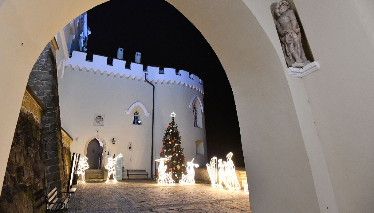 Trakoscan Castle, il meraviglioso castello di luci tra storia, leggende e magia
