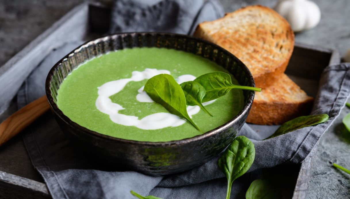 Vellutata, gli ingredienti per renderla densa e cremosa Vellutata, gli ingredienti per renderla densa e cremosa