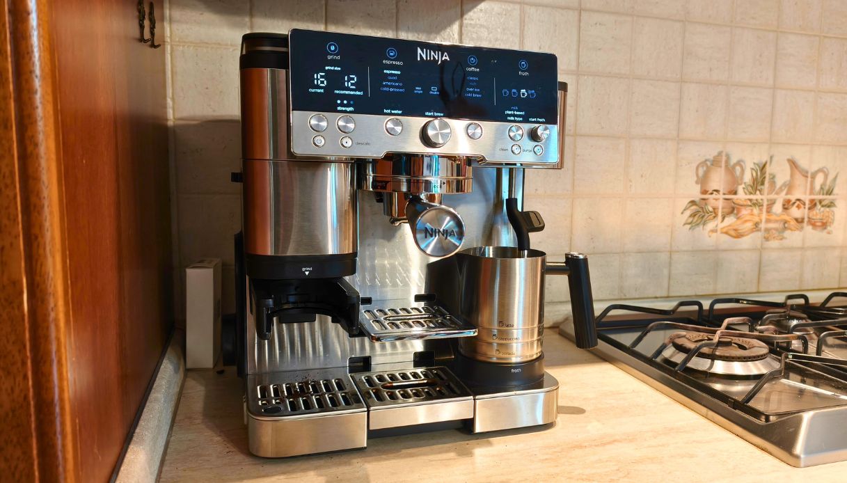 C’è una macchina da caffè 3 in 1 che può far dimenticare il bar