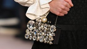 Look per Capodanno 2026: 12 must-have scintillanti per portare il tuo outfit al livello successivo