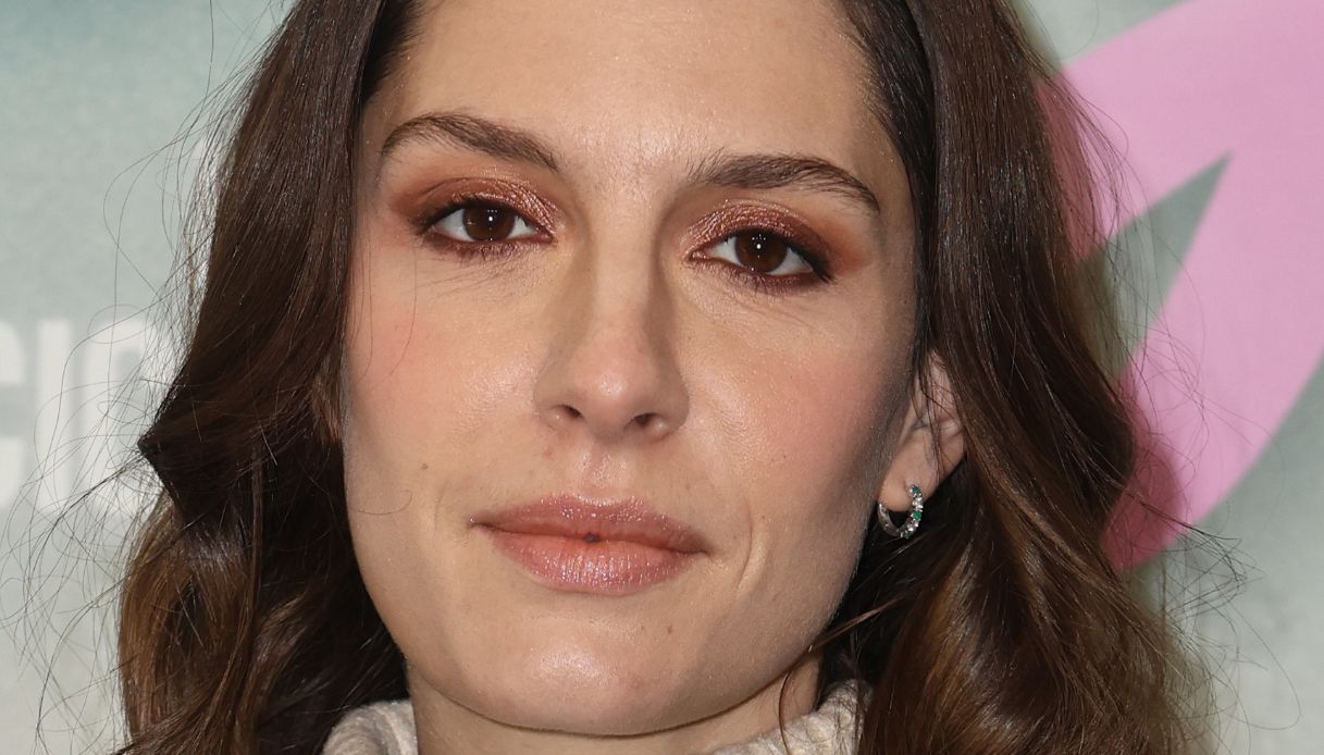 beatrice arnera la battuta che spiazza tutti sul flirt con raoul bova