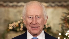 Re Carlo, le sue decorazioni natalizie fanno scalpore: ecco quanto costano