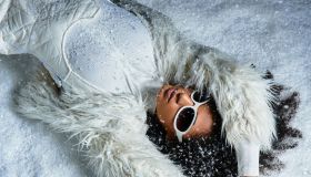 Come indossare il Cloud Dancer, il colore del 2026 eletto da Pantone che ti trasforma in Regina delle Nevi