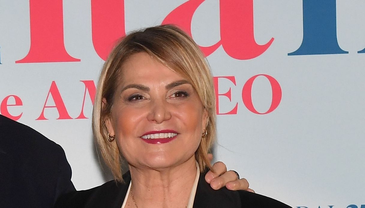 Grande Fratello, Simona Ventura annuncia la data della finale: 4 concorrenti puniti