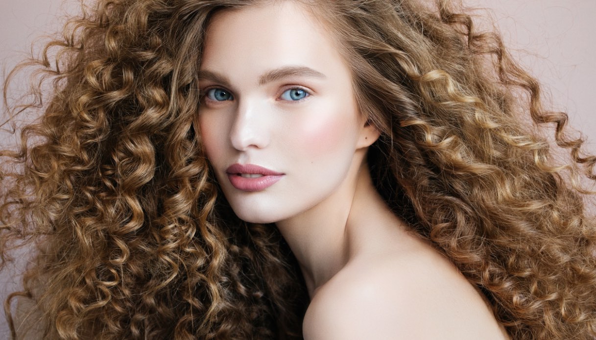 Ricci morbidi, idratati e senza effetto crespo. Ti basta un accessorio che si chiama diffon: è il plus ultra che mancava