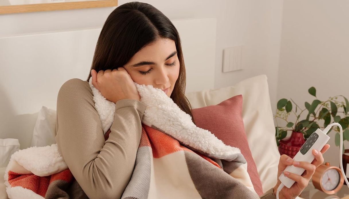 imetec il plaid riscaldabile che ti avvolge in un caldo abbraccio 232 il rimedio anti freddo da regalare e regalarsi adesso da Dilei.it imetec il plaid riscaldabile che ti avvolge in un caldo abbraccio 232 il rimedio anti freddo da regalare e regalarsi adesso