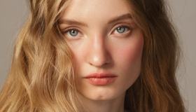 È jelly blush mania. La tendenza beauty del 2026 che proprio non puoi perderti e 6 prodotti da comprare adesso