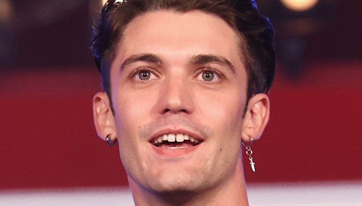 Grande Fratello, Jonas batte Omer a un passo dalla finale: la reazione del pubblico Grande Fratello, Jonas batte Omer a un passo dalla finale: la reazione del pubblico