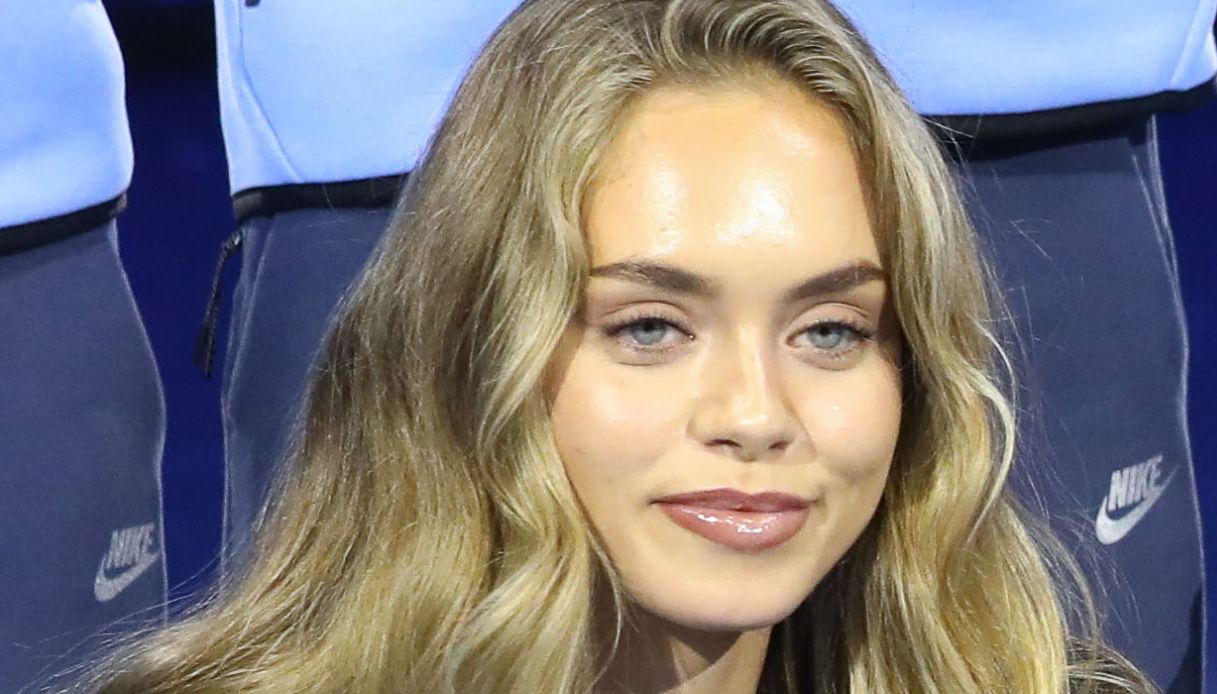 Laila Hasanovic, il cappotto lungo della fidanzata di Sinner è l’unico capospalla che ti serve questo inverno Laila Hasanovic, il cappotto lungo della fidanzata di Sinner è l’unico capospalla che ti serve questo inverno