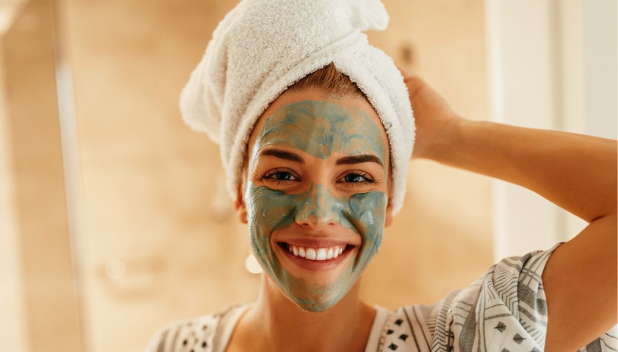 5 maschere viso e occhi che ti salvano durante (e dopo) le feste. Per sgonfiare ed essere wow