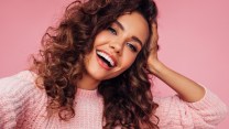 Capelli perfetti con ogni tipo di piega? Il set completo per averli è in sconto ed è il regalo perfetto per Natale