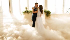 Cloud Dancer, come utilizzare il colore Pantone dell’anno in un matrimonio