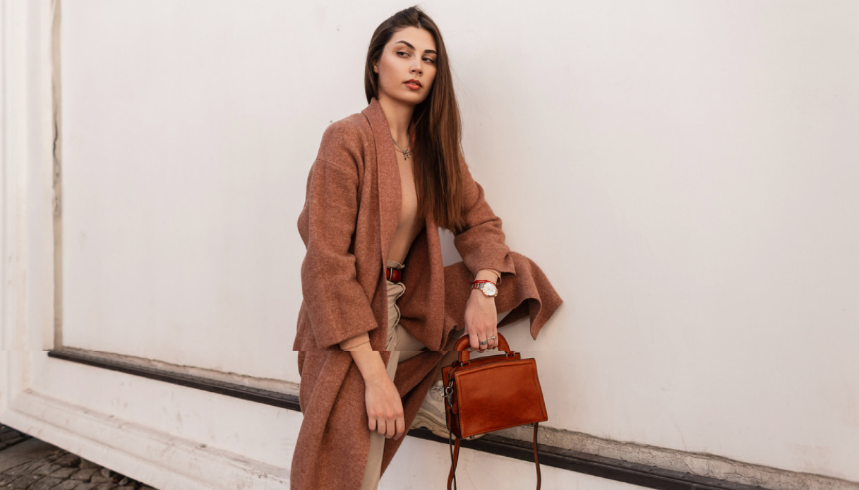 Dieci mini bag di stagione da indossare anche di giorno. Ed essere favolosa Dieci mini bag di stagione da indossare anche di giorno. Ed essere favolosa