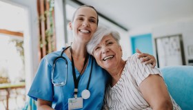 Italiani, i più longevi d’Europa: i dati e il motivo