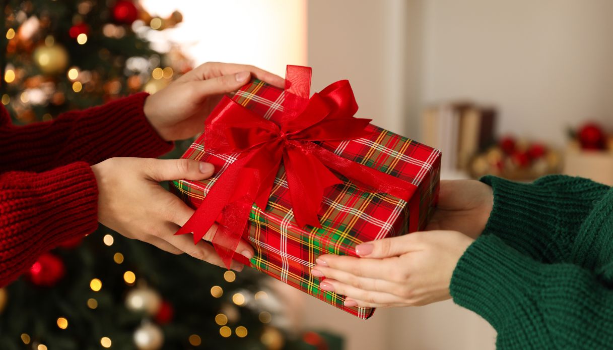 Originali, economici e amatissimi. La lista dei best seller di Amazon che sono il perfetto regalo di Natale, per tutti
