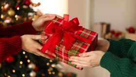 Originali, economici e amatissimi. La lista dei best seller di Amazon che sono il perfetto regalo di Natale, per tutti