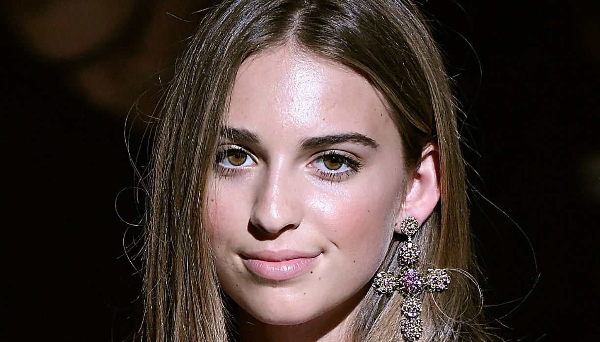 La Principessa Talita si sposa, gli splendidi abiti sono disegnati dalla nonna La Principessa Talita si sposa, gli splendidi abiti sono disegnati dalla nonna