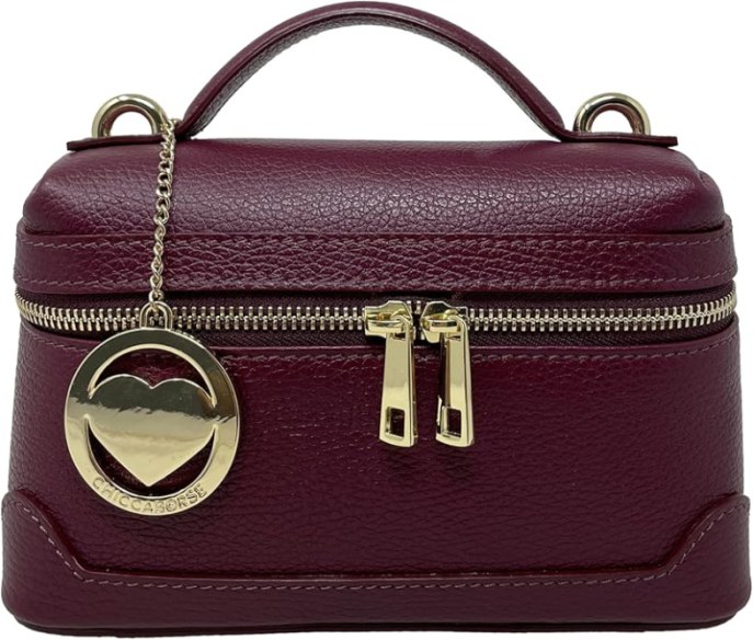 È scoppiata la Vanity Bag mania: 7 micro borse da amare per uno stile maxi