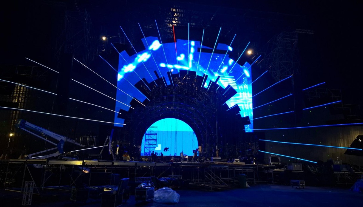 Il palcoscenico del Capodanno 2026 targato Rai