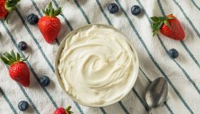 Mascarpone, origine, storia e come usarlo in cucina