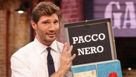 Affari Tuoi, Stefano De Martino perde la pazienza: la folle scelta di Vito