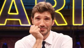 Affari Tuoi, la concorrente infrange il regolamento, Stefano De Martino è senza parole