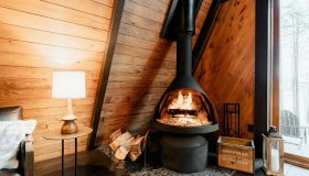 Camino in camera da letto il fascino di un calore intimo