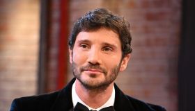 Affari Tuoi, Stefano De Martino chiede scusa al suo hater: cos’ha fatto Herbert